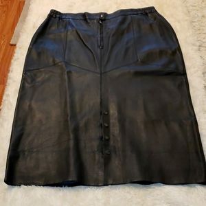 Blk leather reversible skirt, make me an offer